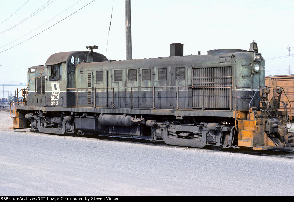 Pacific Great Eastern Rly MLW RS3 #563